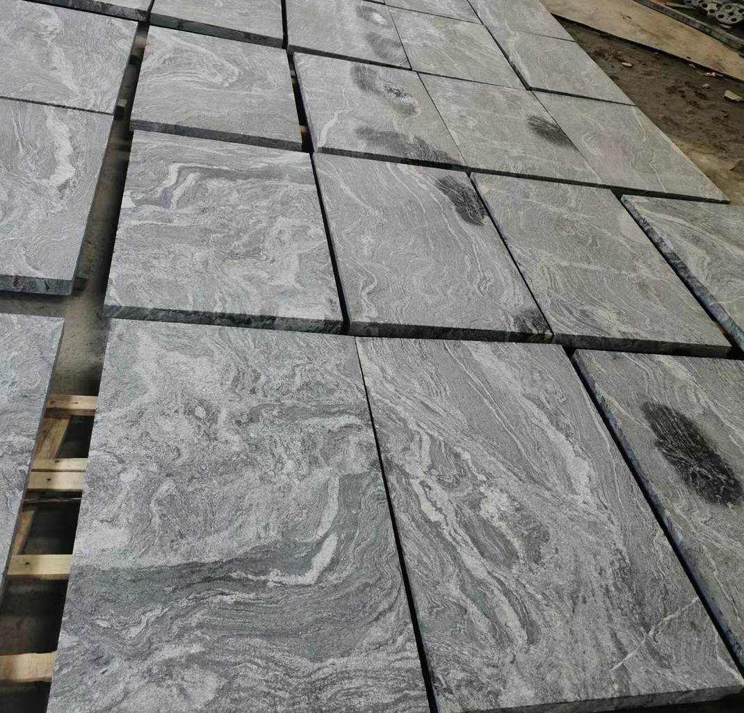 Project Customized Cut to Size Flamed Finish China Juparana Grey Granite Stone Slabs