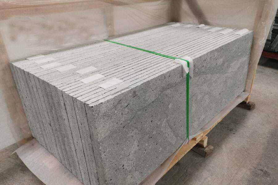 China Viscount White Granite Prefab Countertop Under Packaging